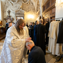 Priesterweihe Byzantinischer Ritus im Stephansdom / Erzdiözese Wien/ Schönlaub
