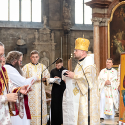 Priesterweihe Byzantinischer Ritus im Stephansdom / Erzdiözese Wien/ Schönlaub