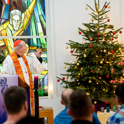 Weihnachtsfeier JA Josefsstadt / Erzdiözese Wien/Schönlaub